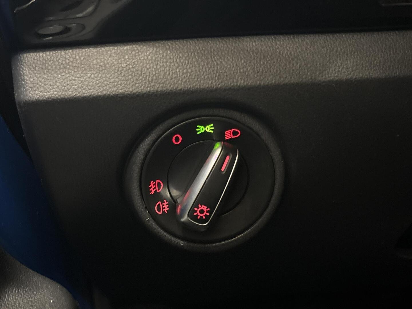VOLKSWAGEN up! 2014