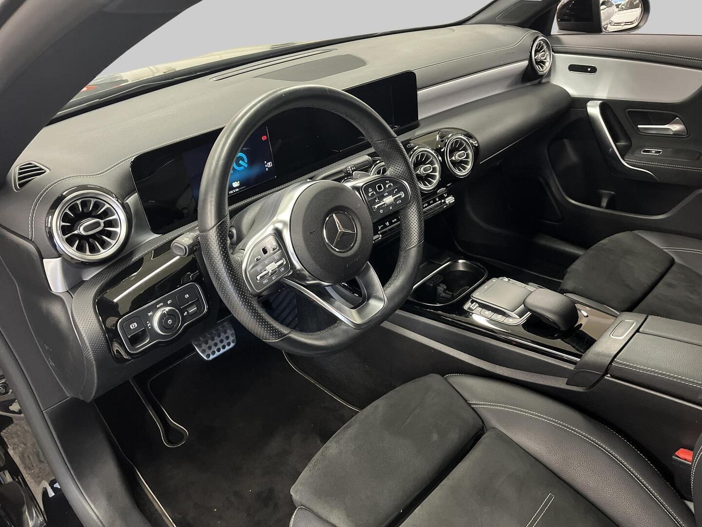 MERCEDES-BENZ CLA 2021