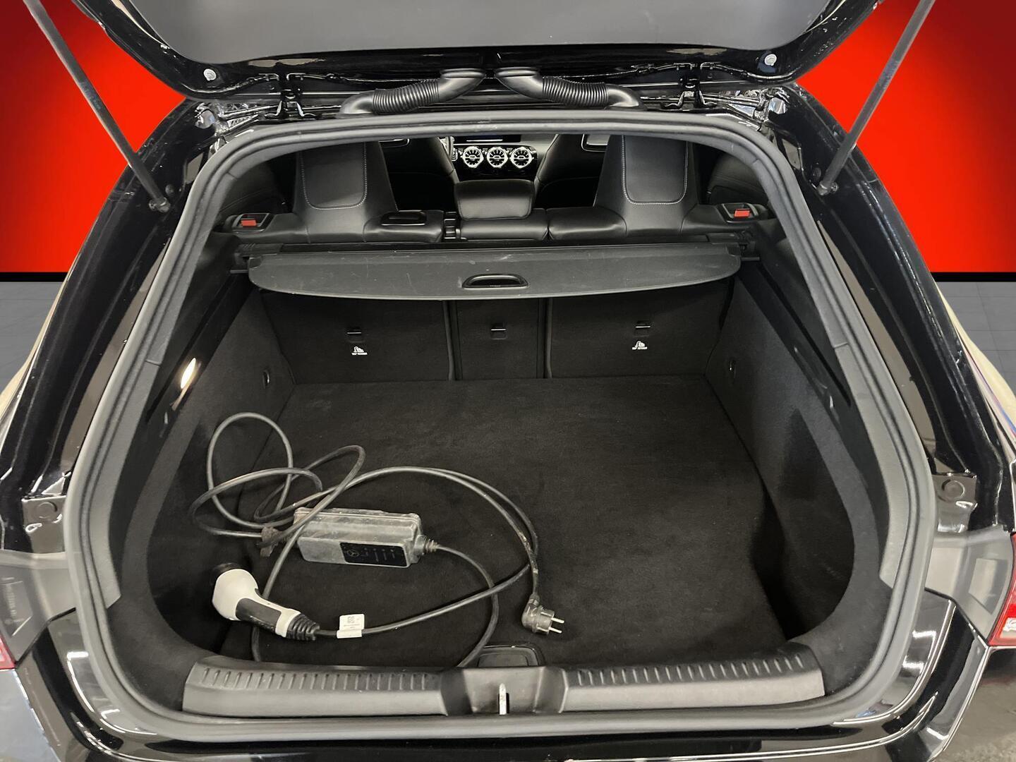 MERCEDES-BENZ CLA 2021