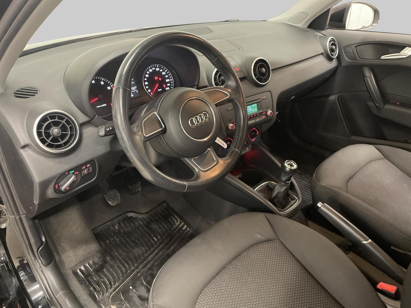 AUDI A1 2012