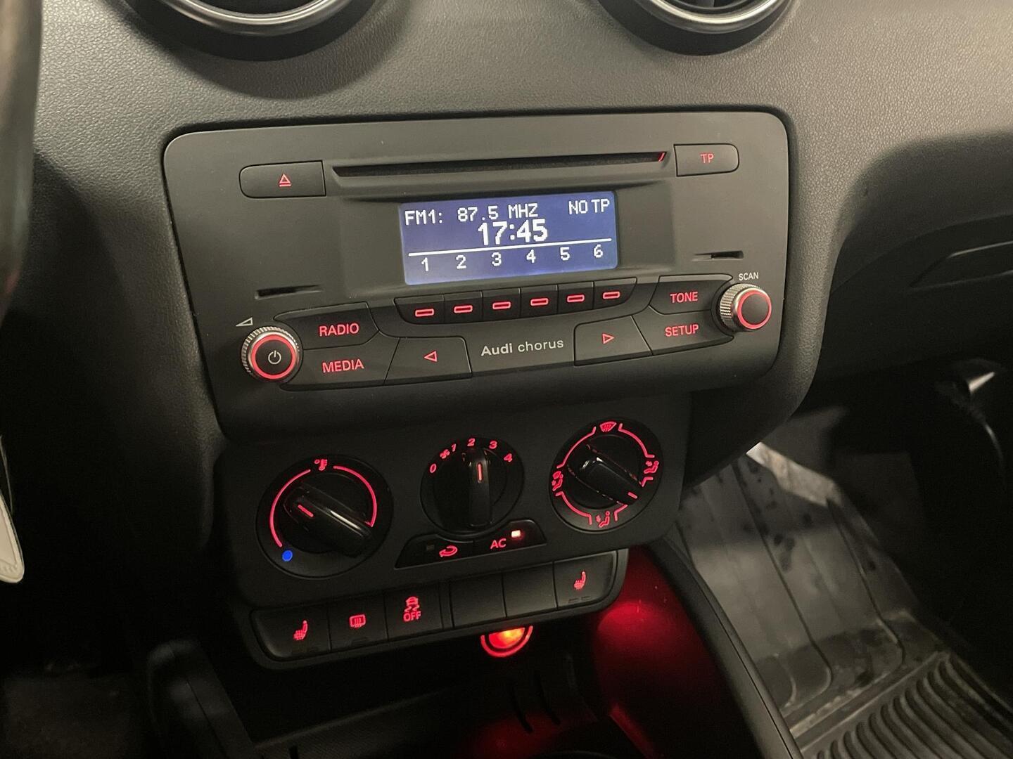 AUDI A1 2012