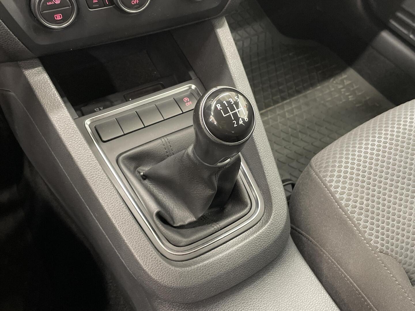 VOLKSWAGEN Jetta 2016