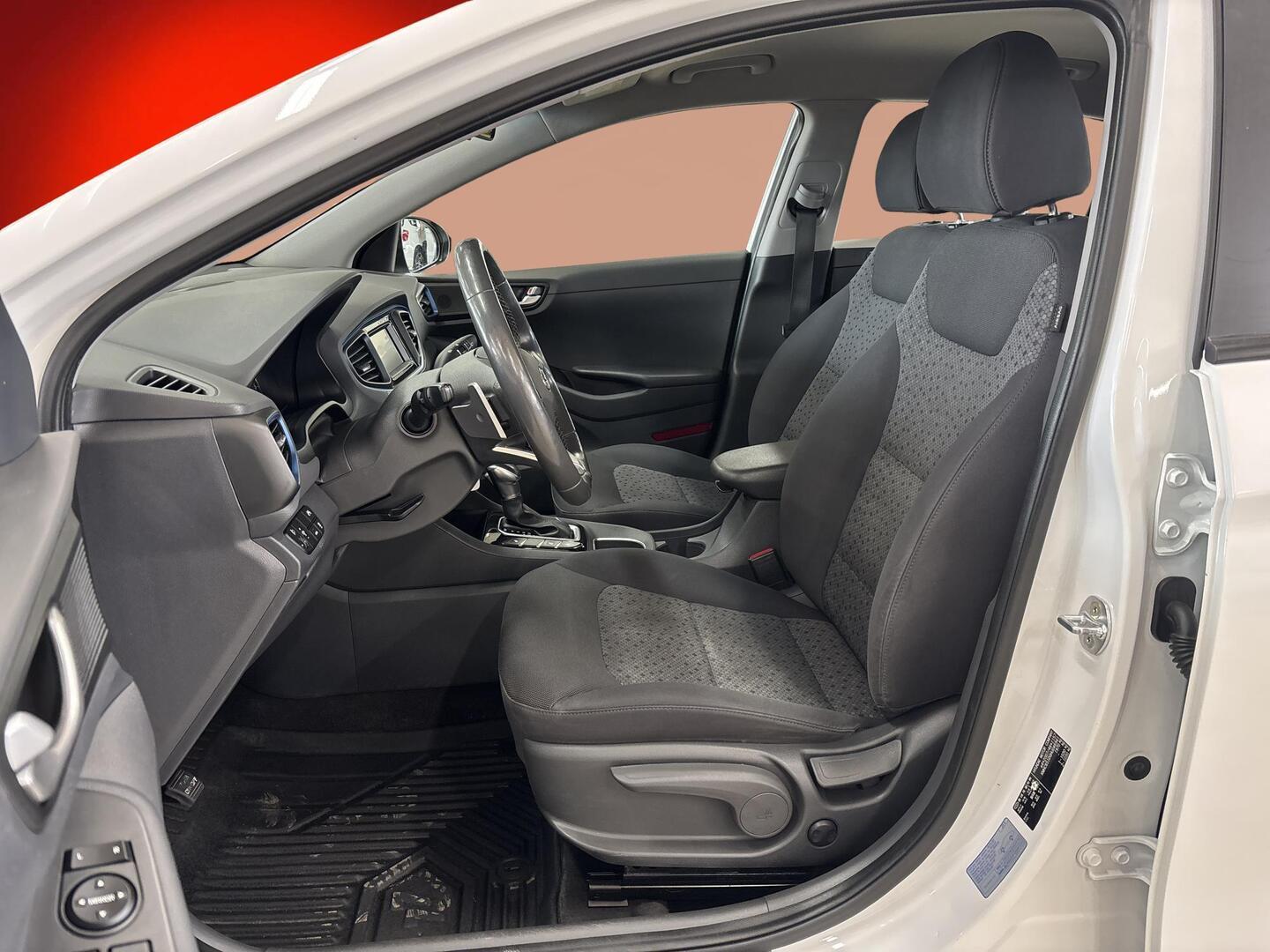 HYUNDAI IONIQ plug-in 2017