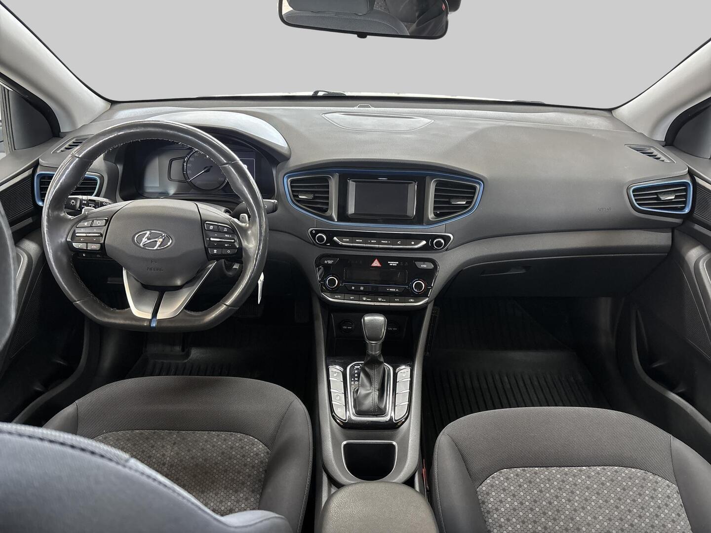 HYUNDAI IONIQ plug-in 2017