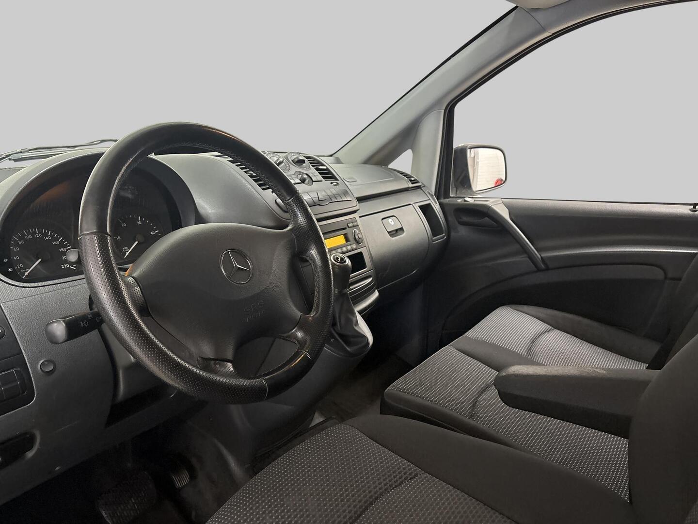 MERCEDES-BENZ Vito 2011