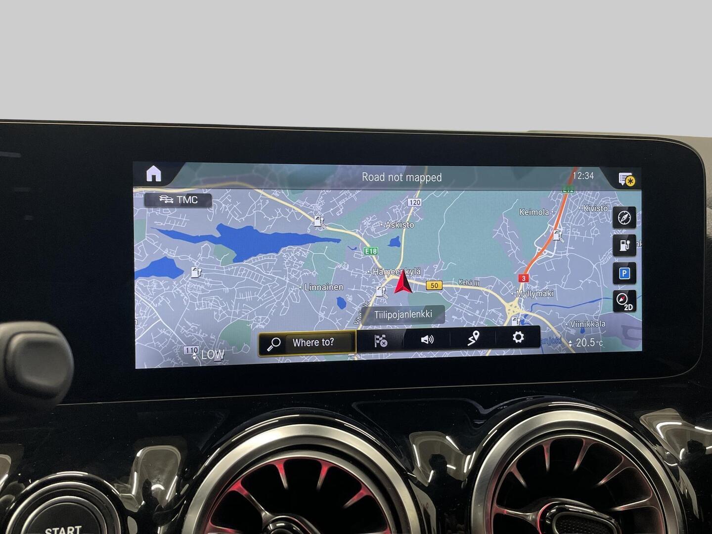 MERCEDES-BENZ EQA 2021