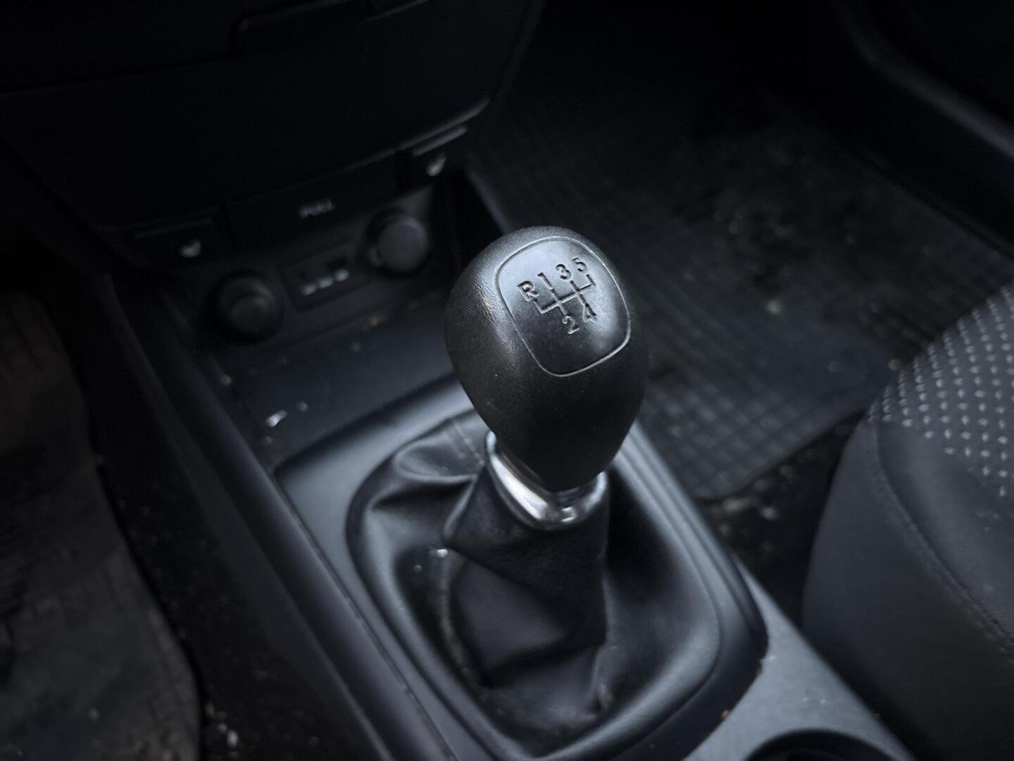 HYUNDAI i30 2010