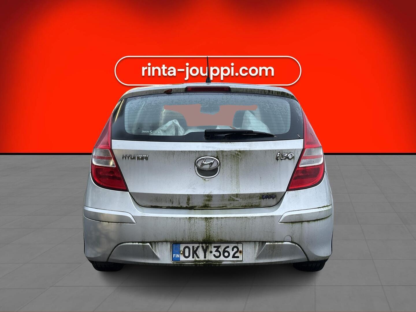 HYUNDAI i30 2010
