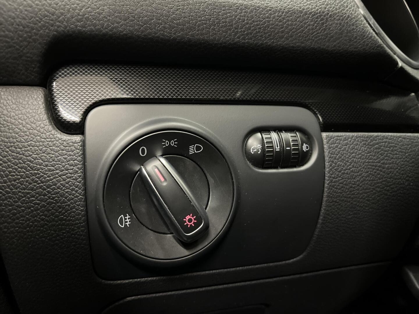 VOLKSWAGEN Golf 2010