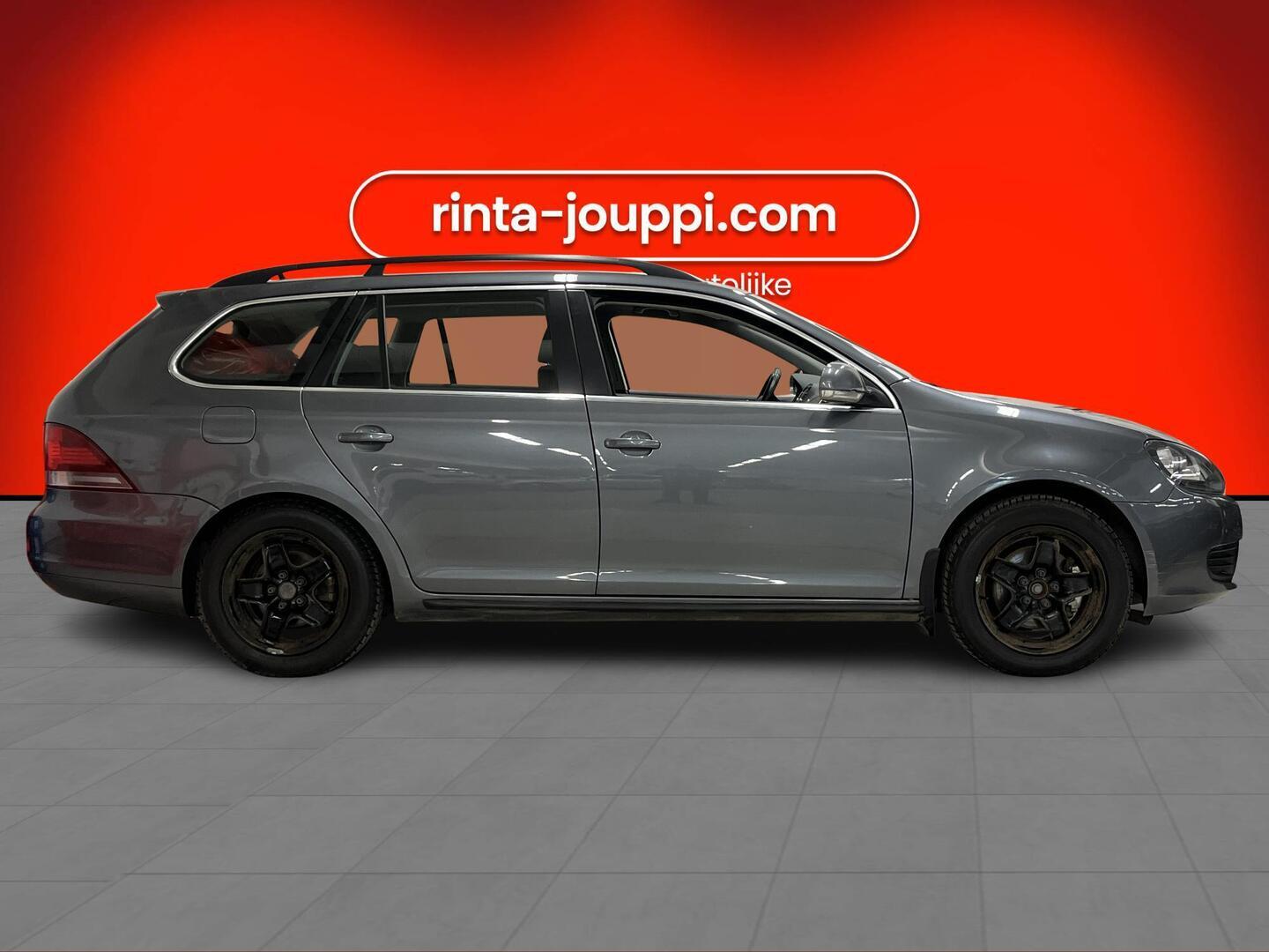 VOLKSWAGEN Golf 2010