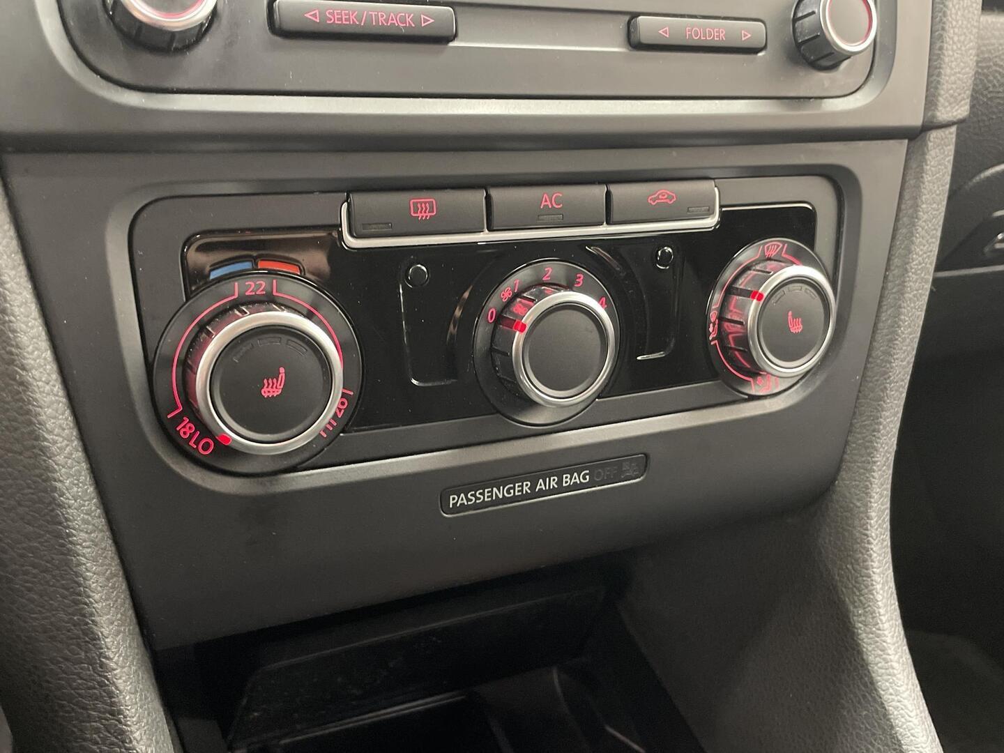 VOLKSWAGEN Golf 2010
