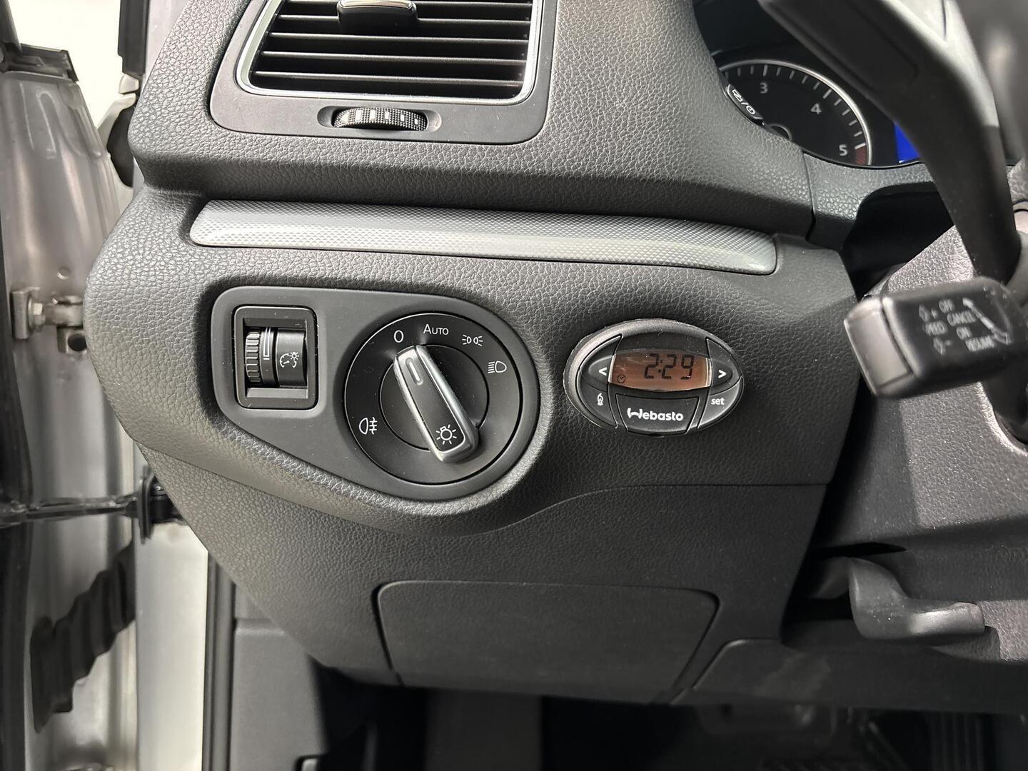 VOLKSWAGEN Sharan 2013