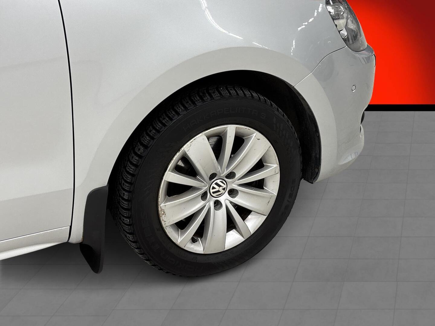 VOLKSWAGEN Sharan 2013