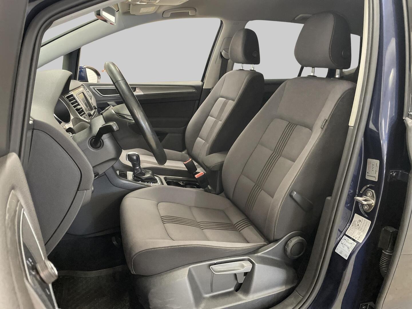 VOLKSWAGEN Golf Sportsvan 2016