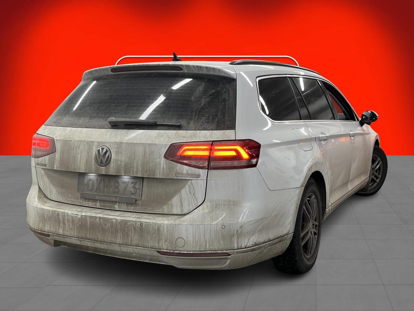 VOLKSWAGEN Passat 2018