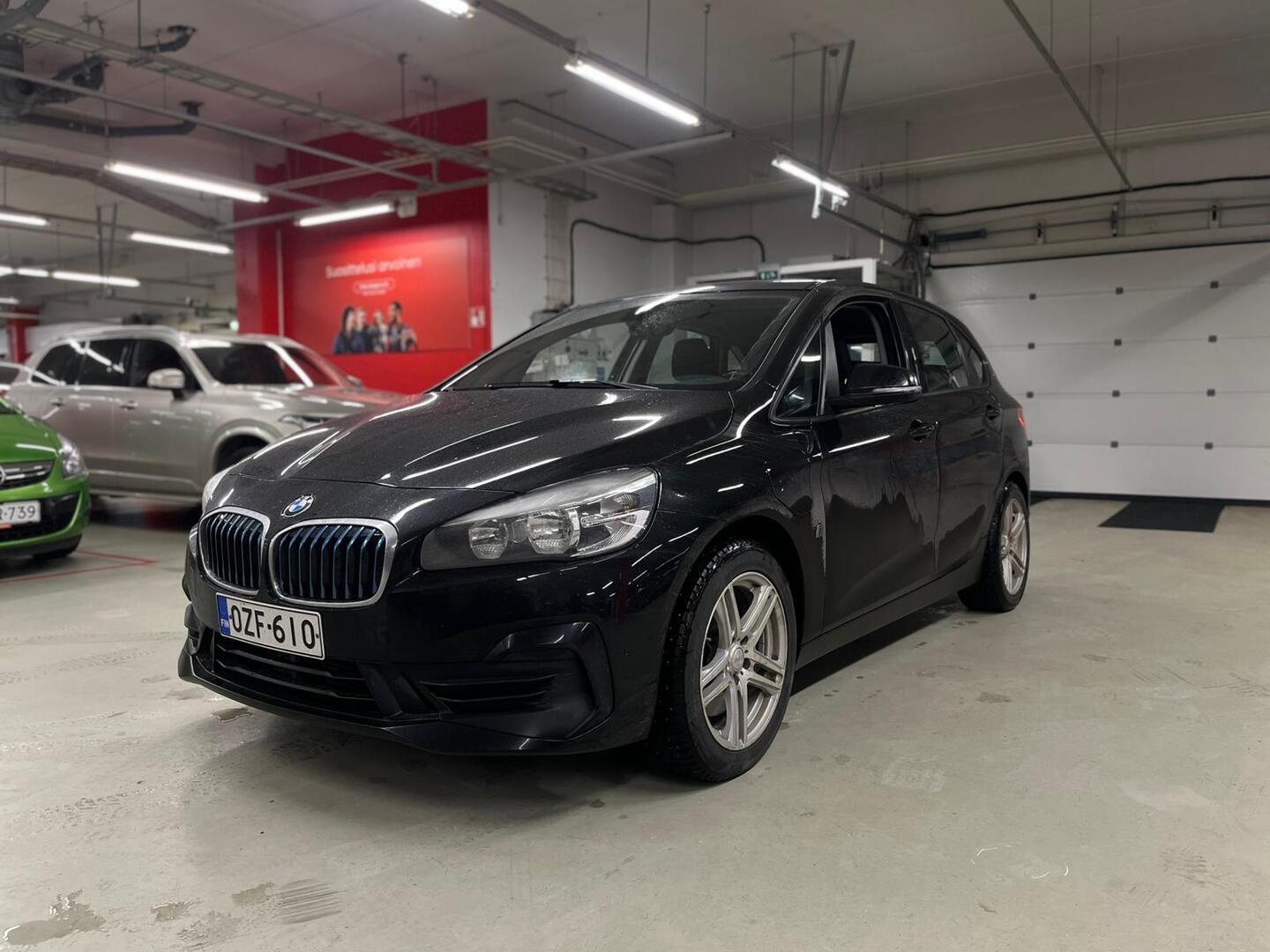 BMW 225 2019