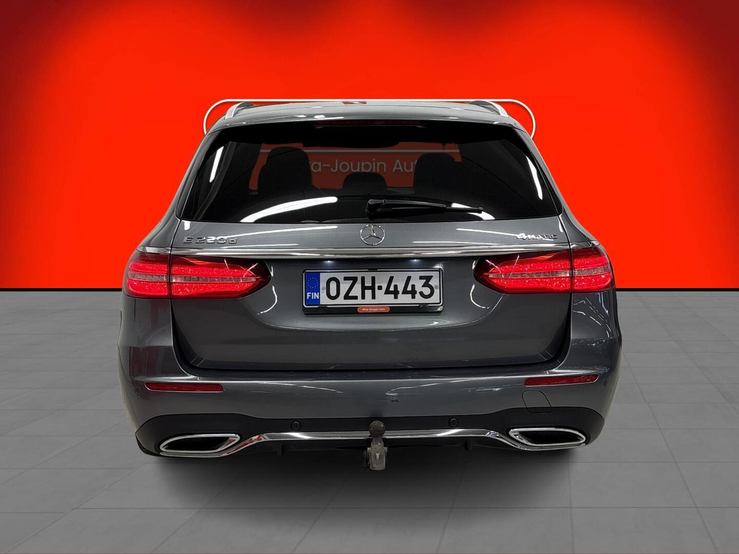 MERCEDES-BENZ E 2018