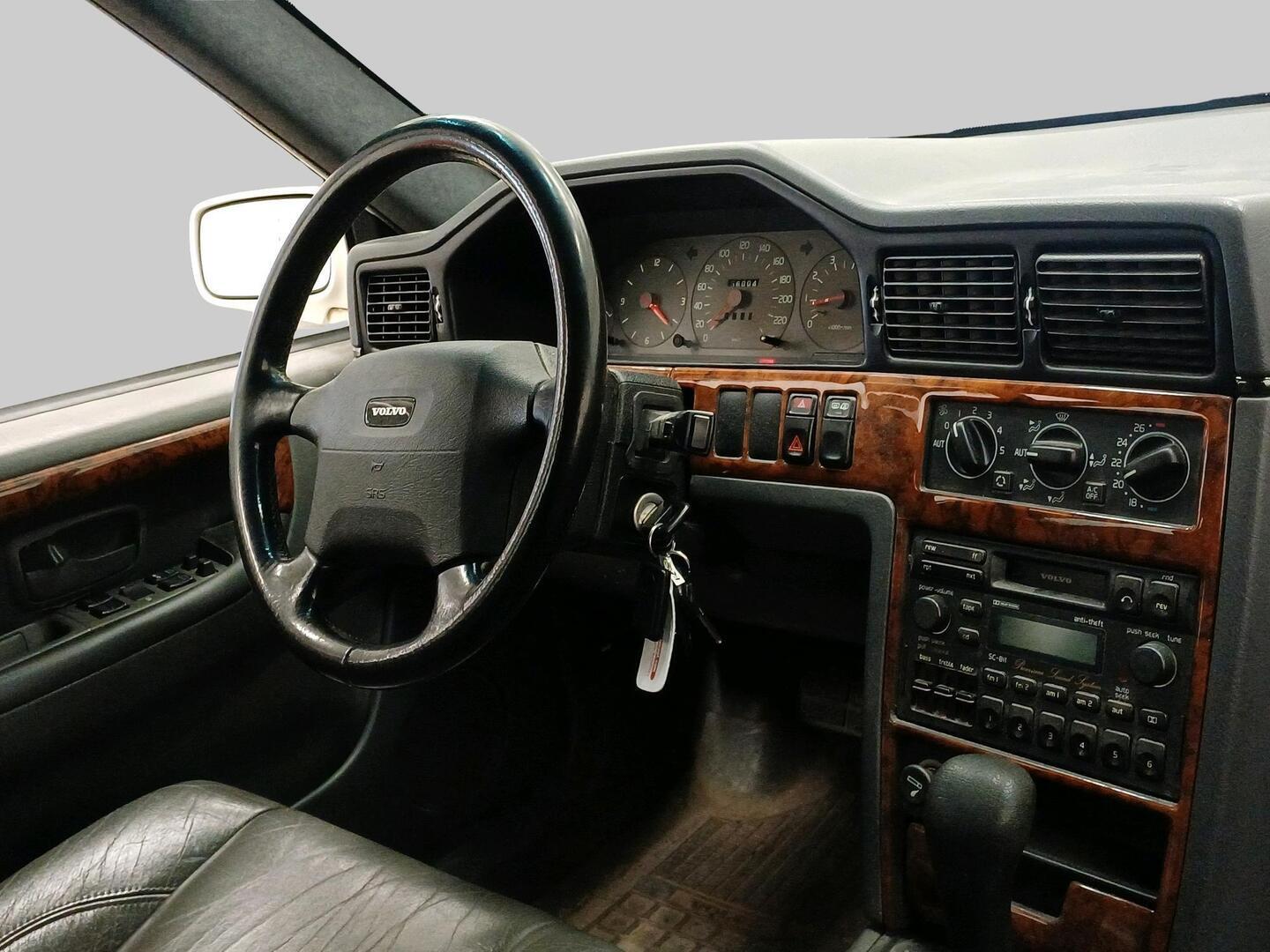 VOLVO 960 1995