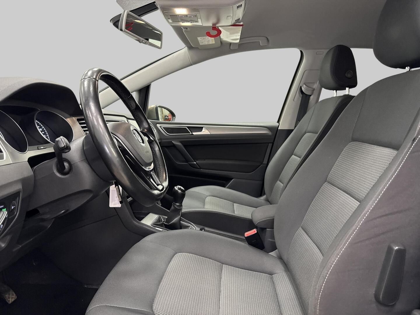 VOLKSWAGEN Golf Sportsvan 2014