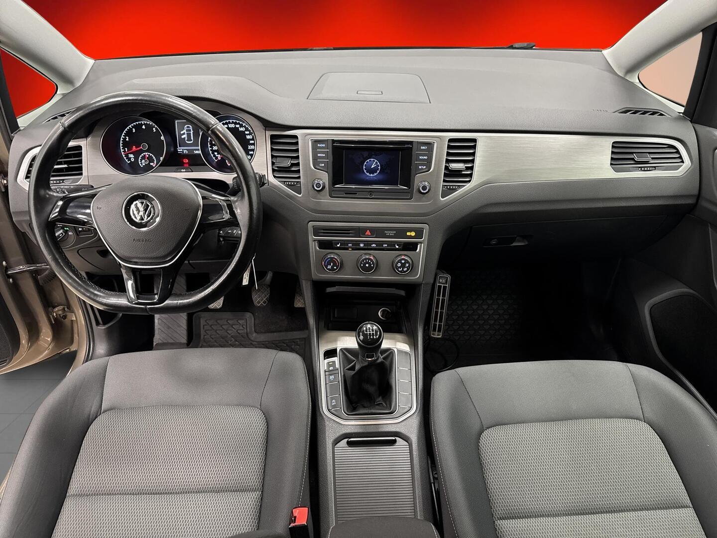 VOLKSWAGEN Golf Sportsvan 2014