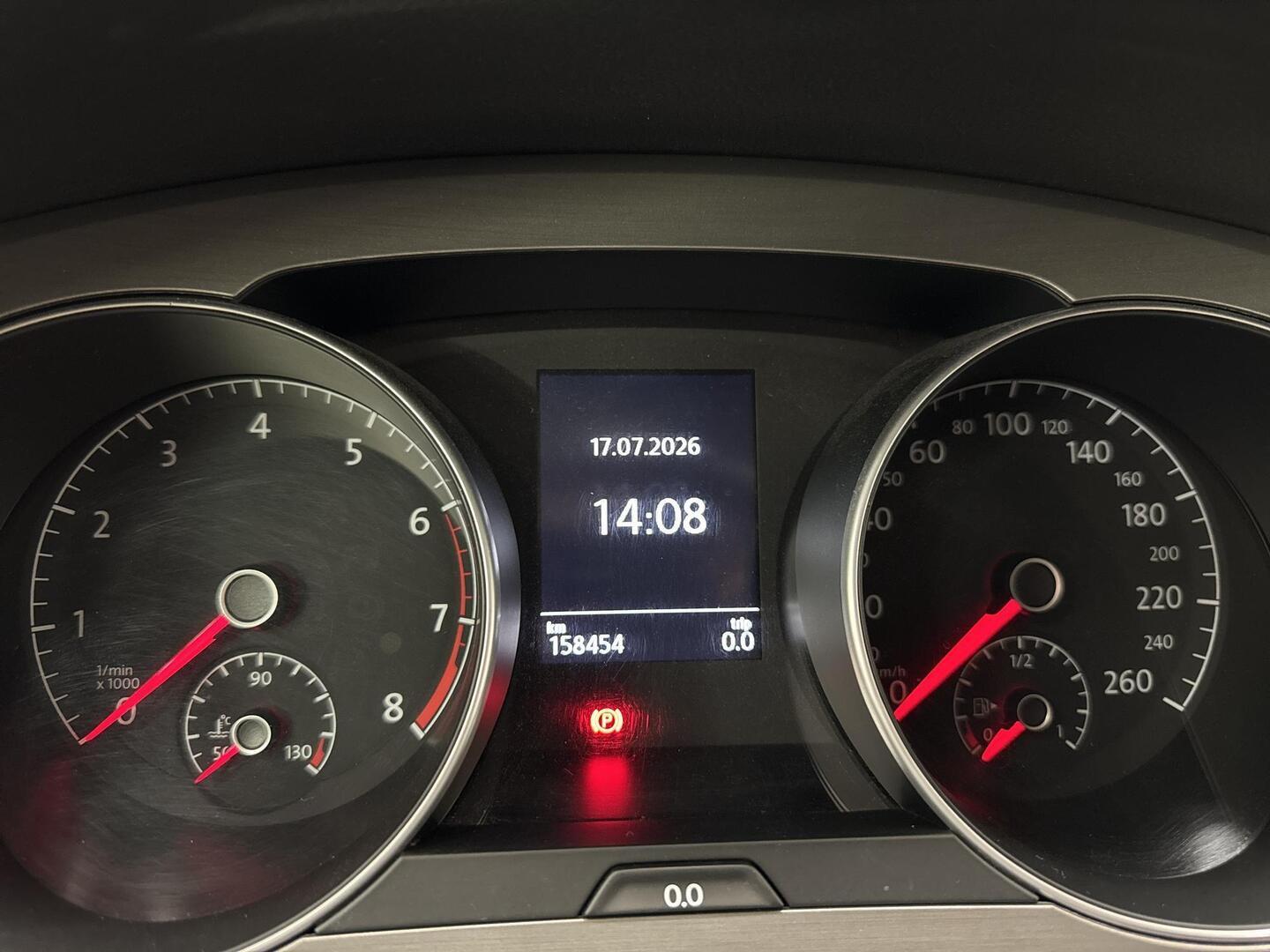VOLKSWAGEN Golf Sportsvan 2014