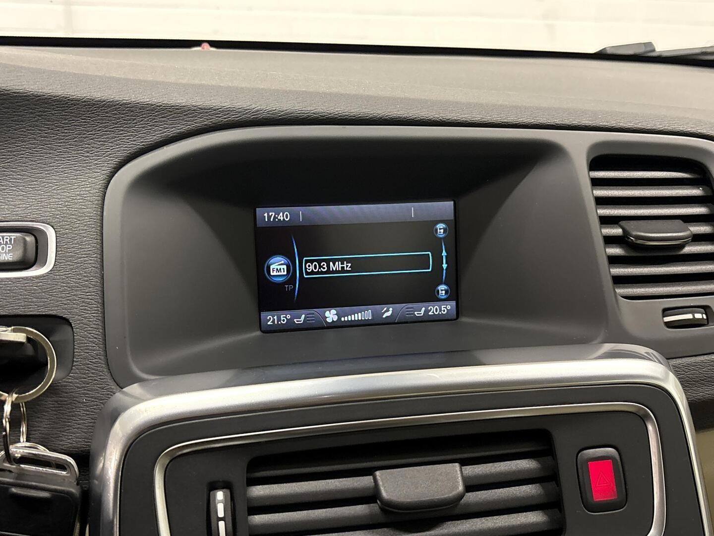 VOLVO S60 2015
