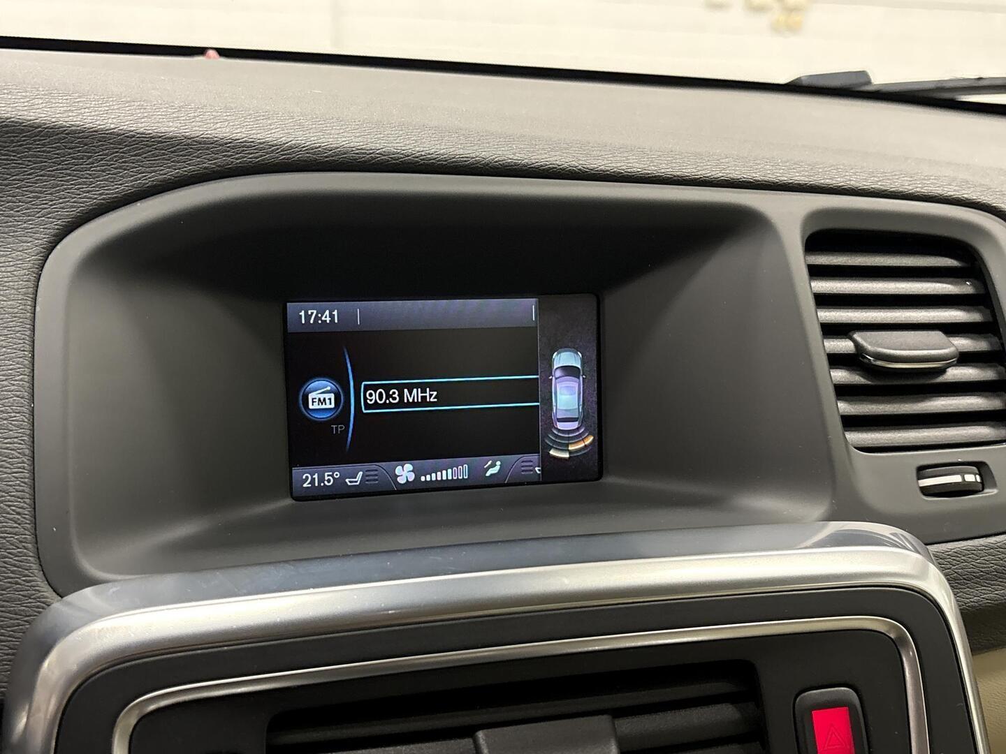 VOLVO S60 2015