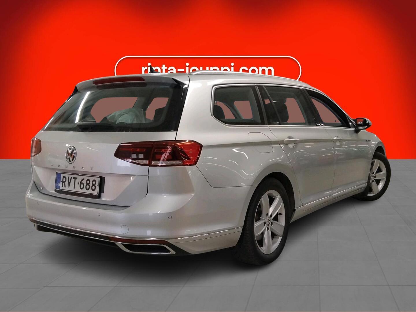 VOLKSWAGEN Passat 2020