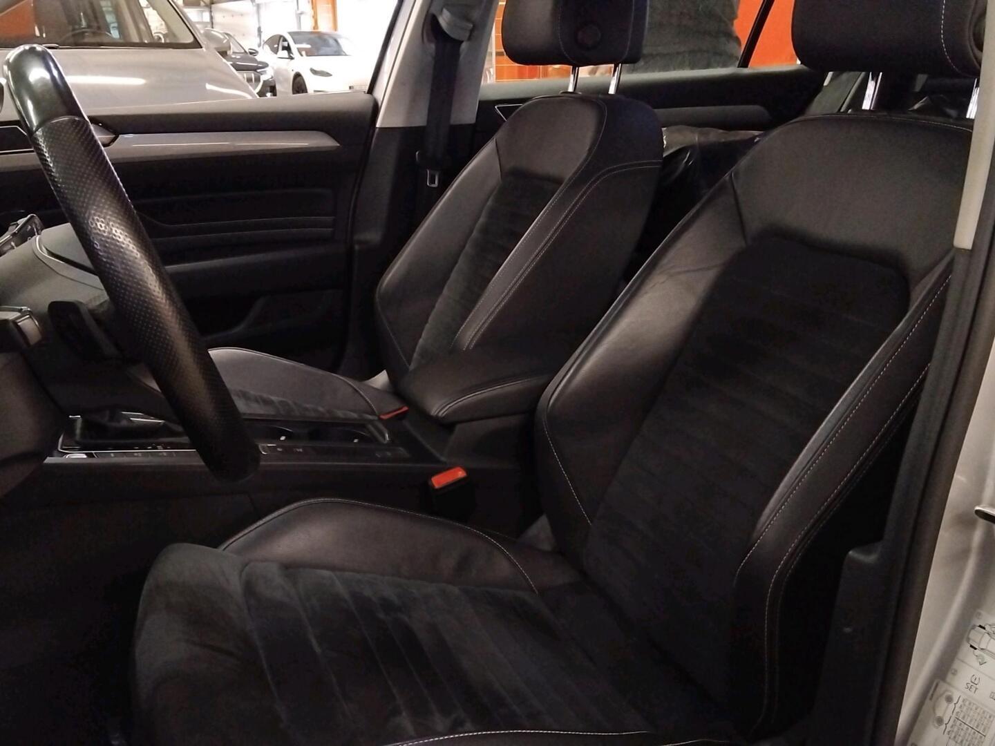 VOLKSWAGEN Passat 2020