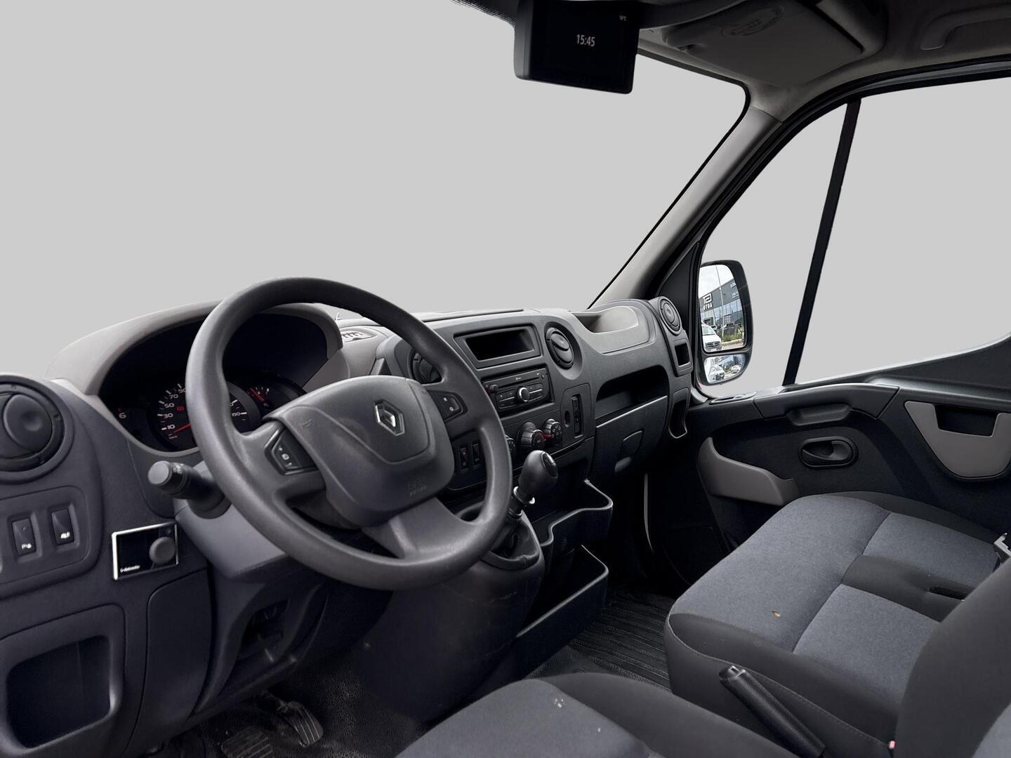 RENAULT Master 2016