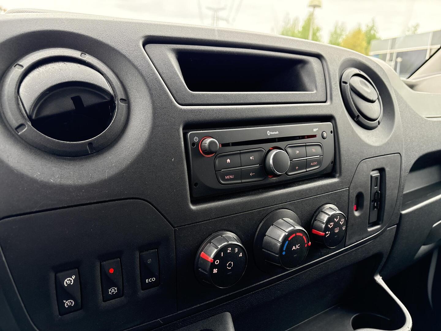 RENAULT Master 2016