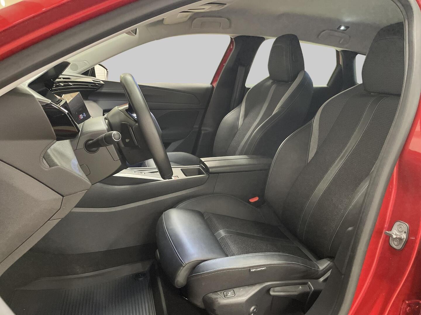PEUGEOT 308 2023