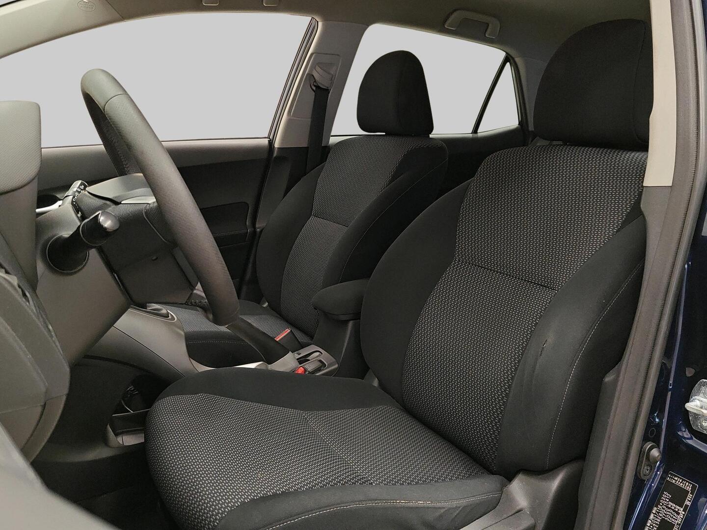 TOYOTA Auris 2010