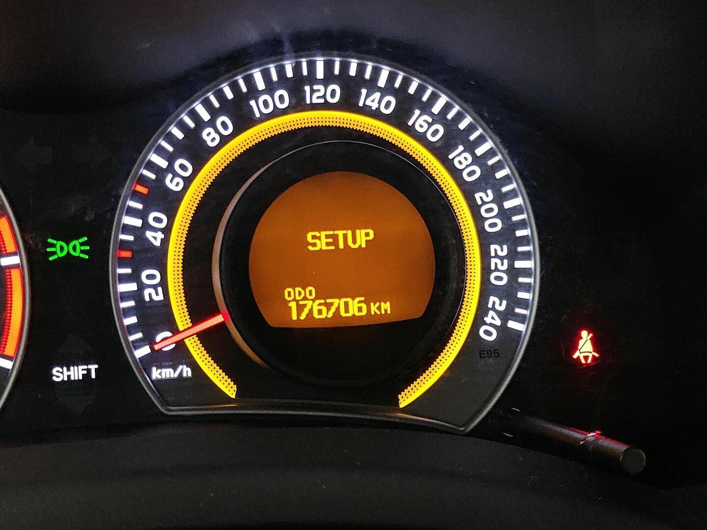 TOYOTA Auris 2010