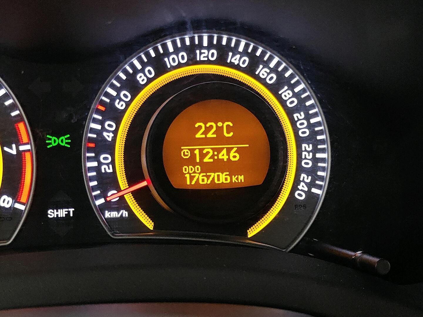 TOYOTA Auris 2010