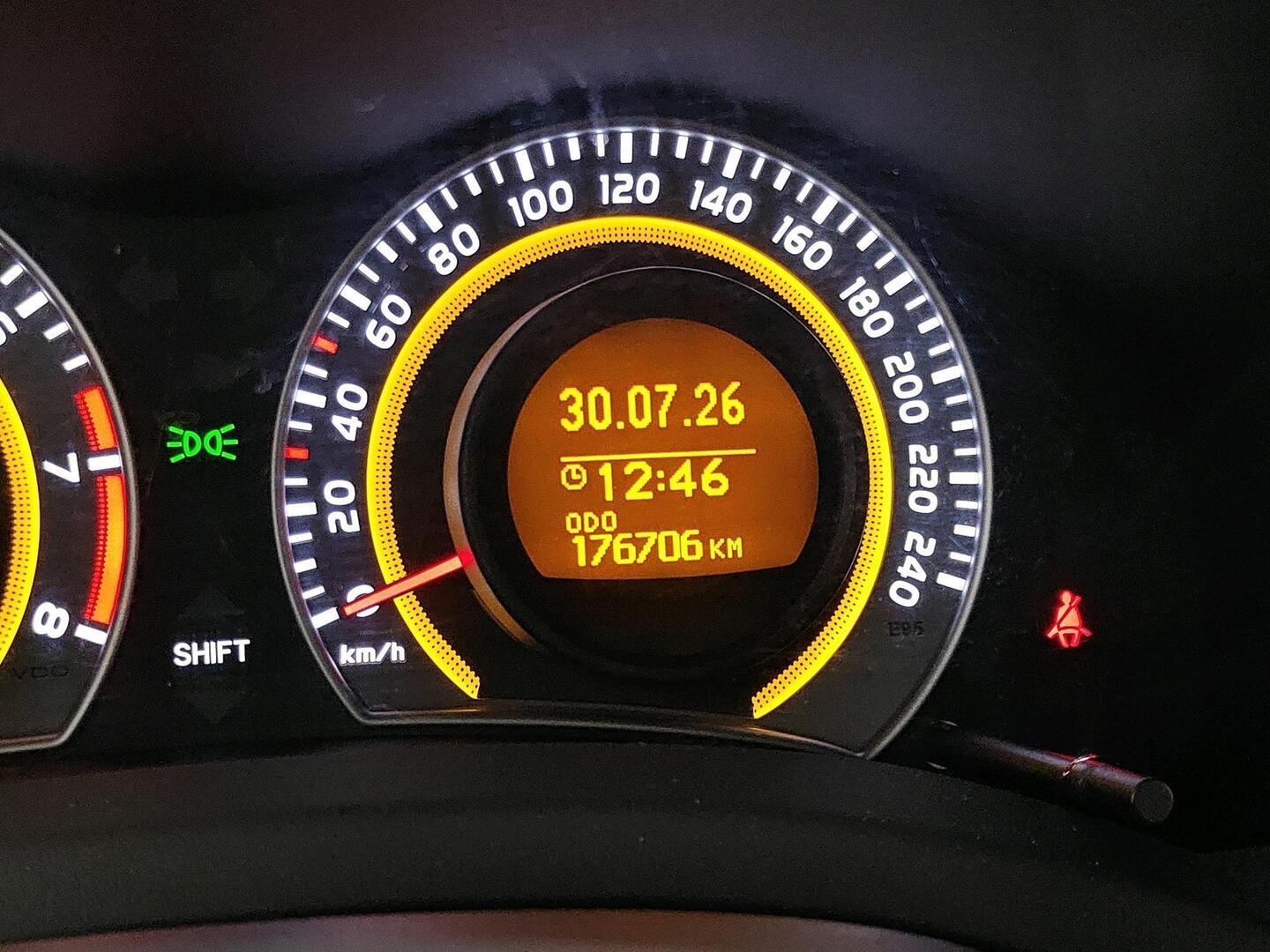 TOYOTA Auris 2010