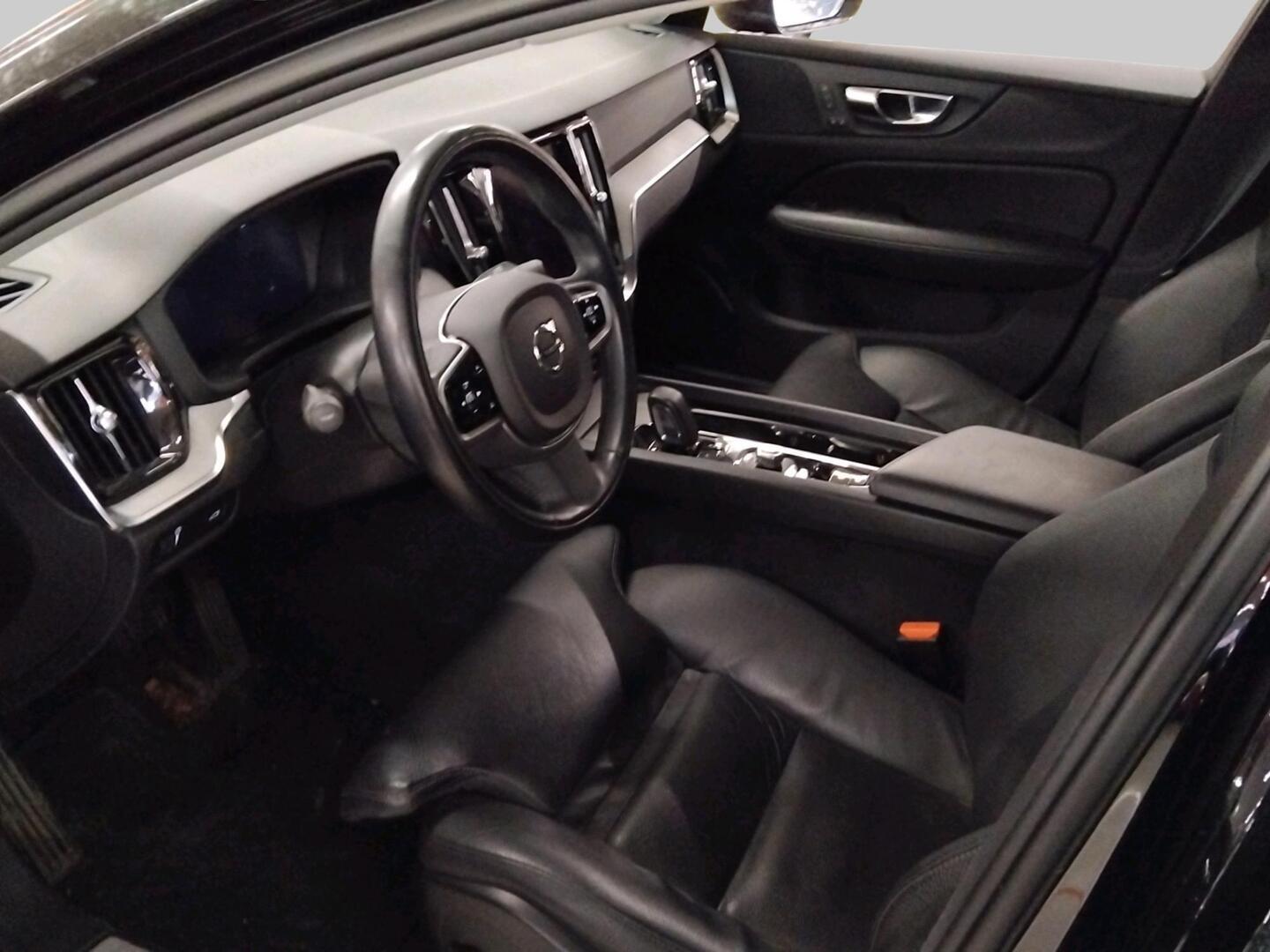 VOLVO V60 Cross Country 2021