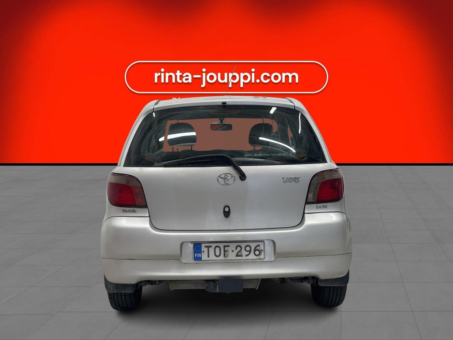 TOYOTA Yaris 2002