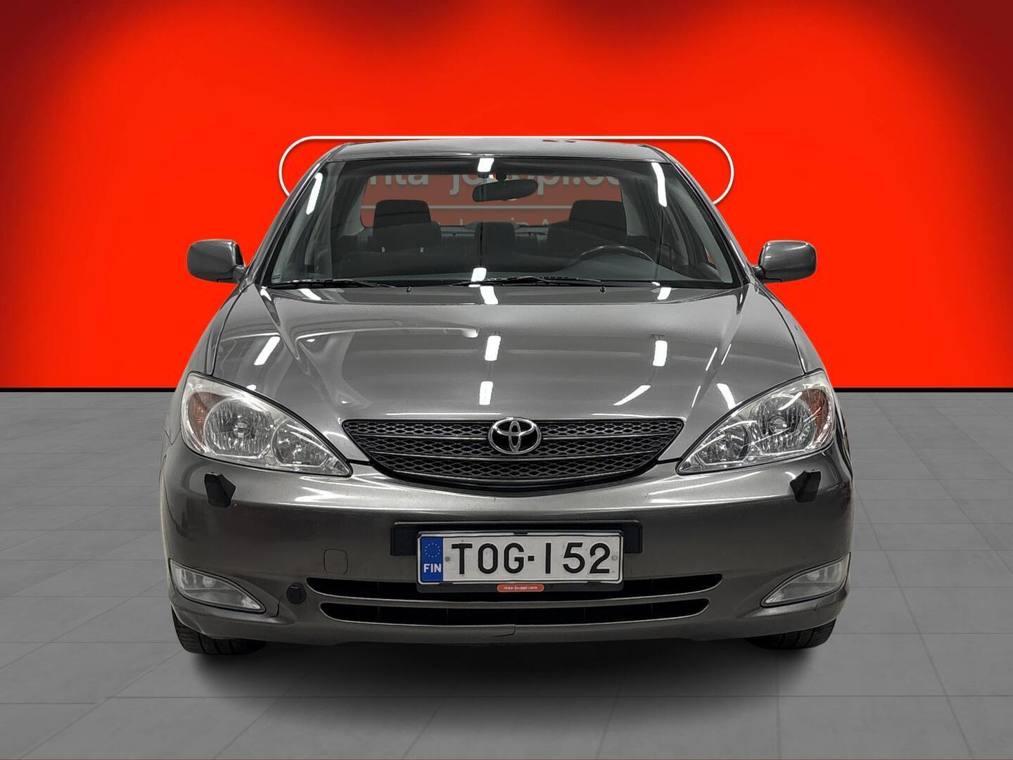 TOYOTA Camry 2004