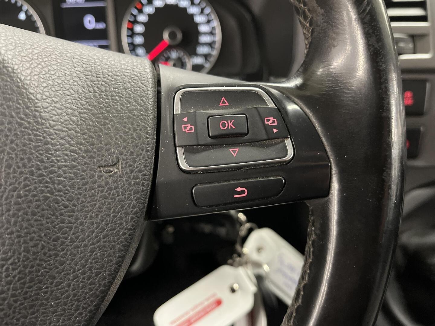 VOLKSWAGEN Caravelle 2014