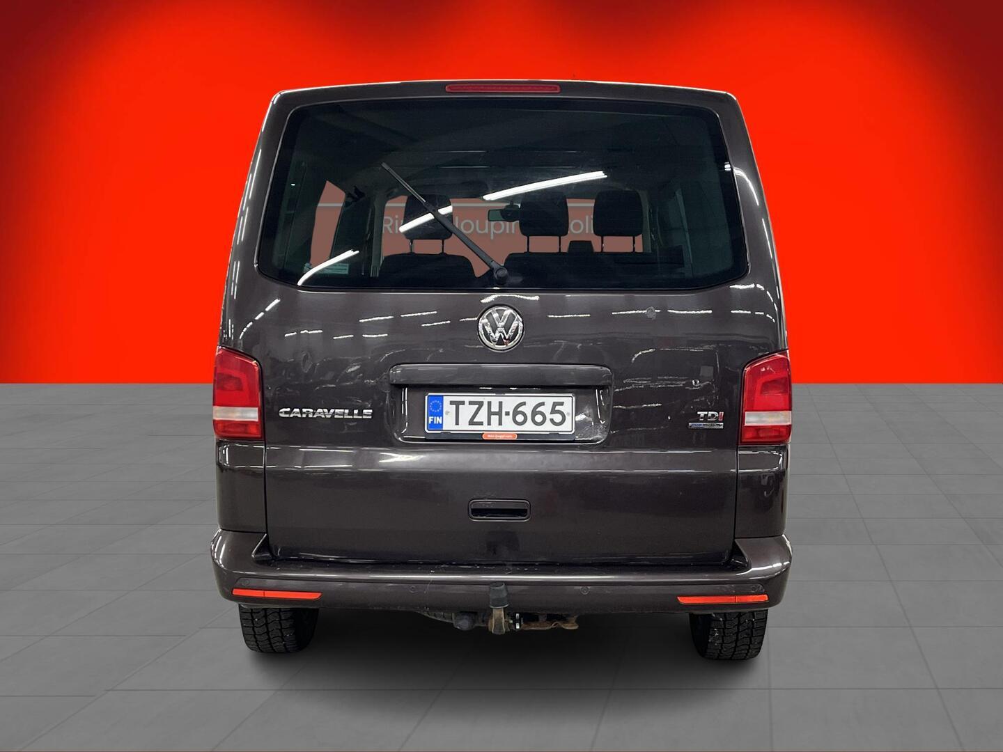 VOLKSWAGEN Caravelle 2014