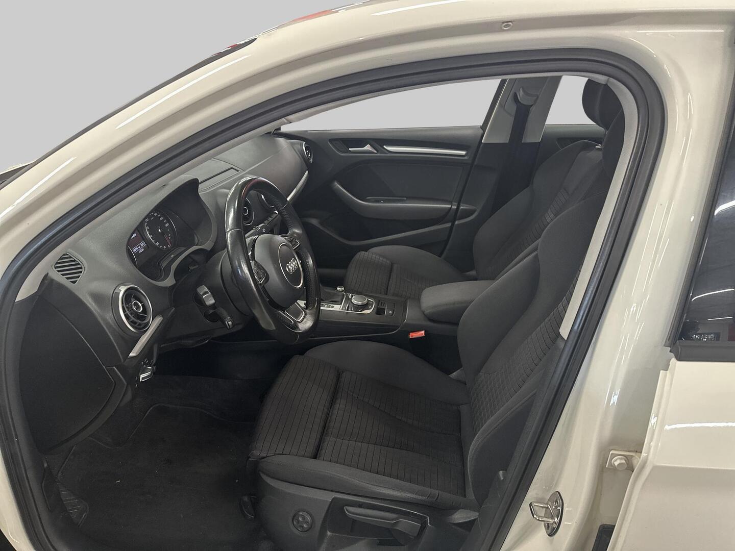AUDI A3 2014