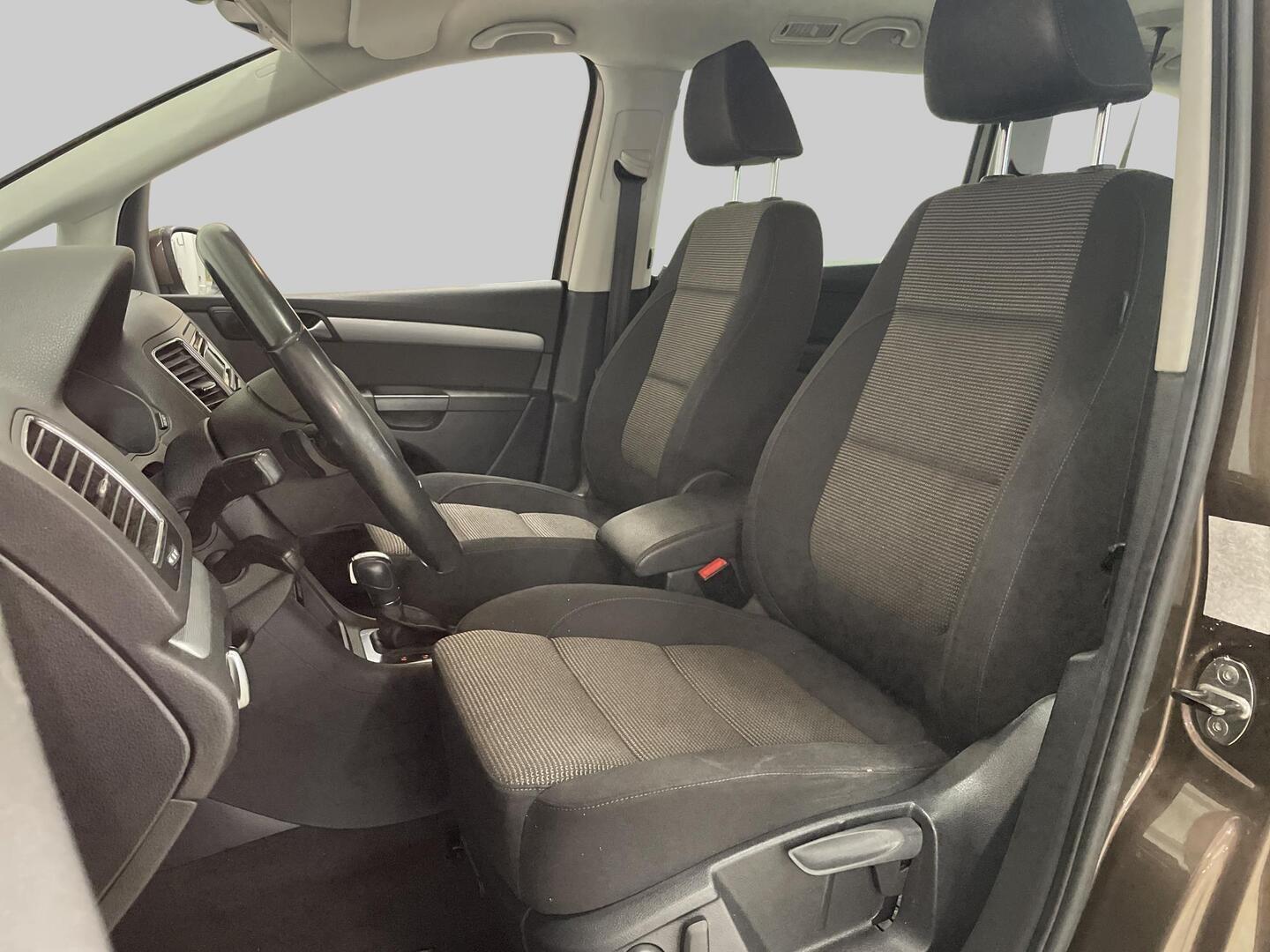 VOLKSWAGEN Sharan 2013