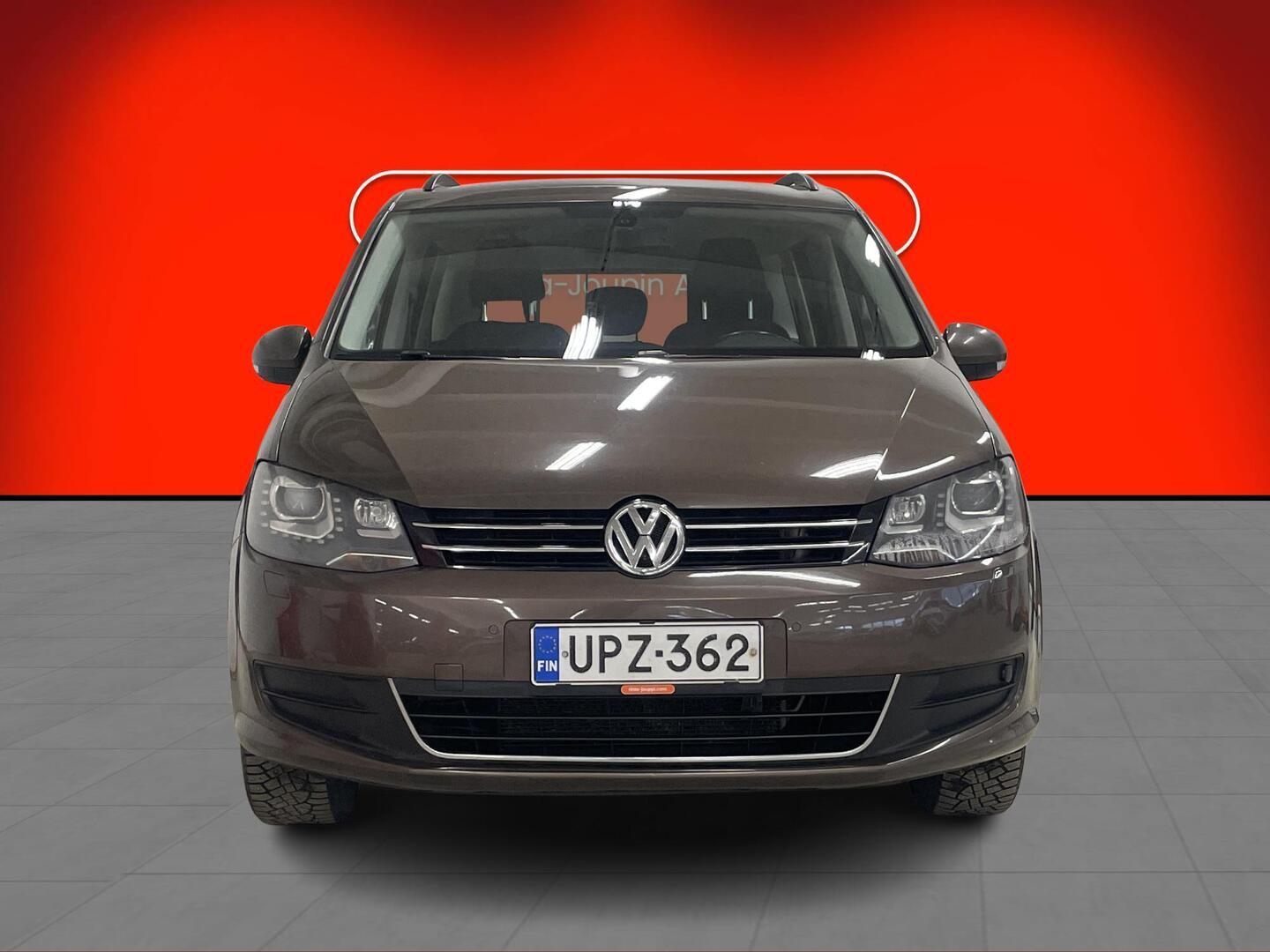 VOLKSWAGEN Sharan 2013