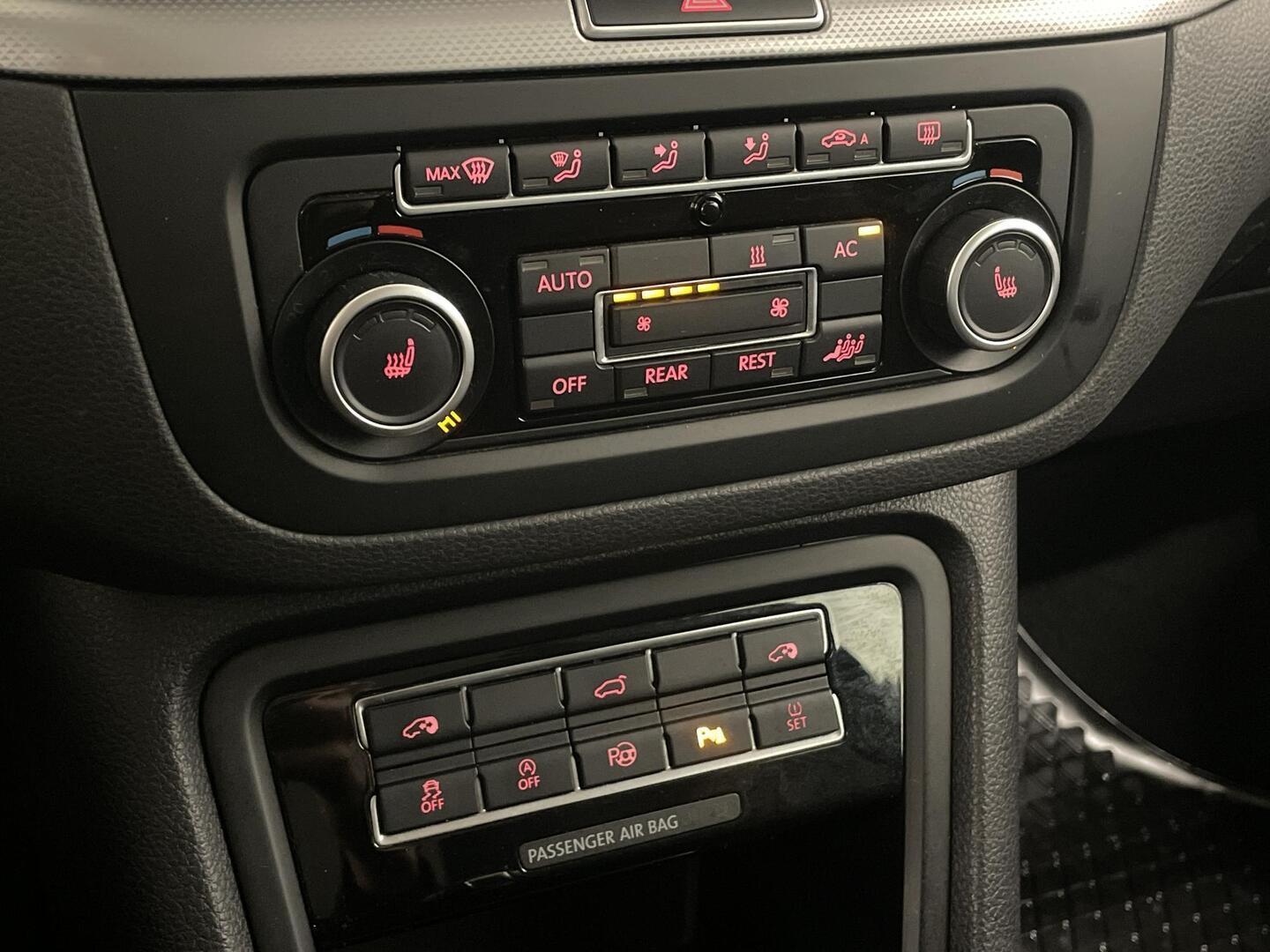 VOLKSWAGEN Sharan 2013