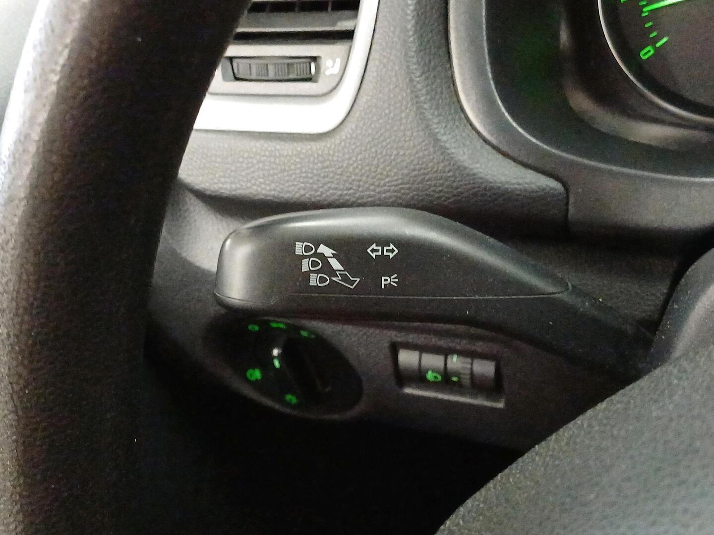 SKODA Fabia 2012