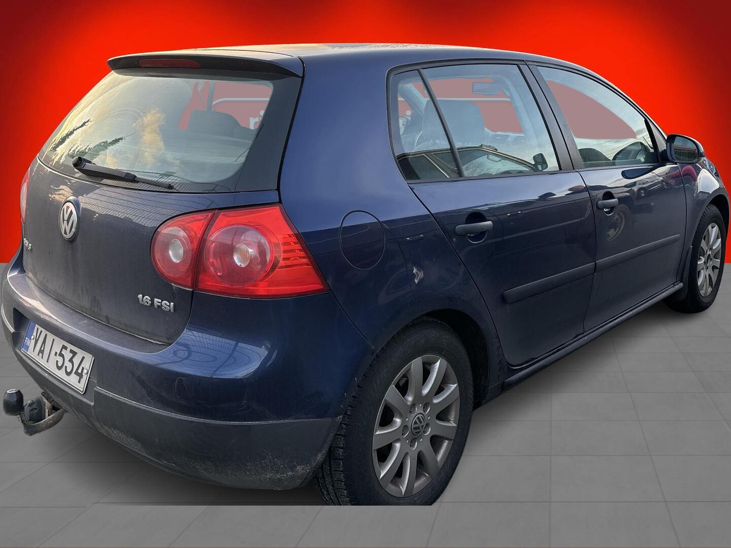 VOLKSWAGEN Golf 2005