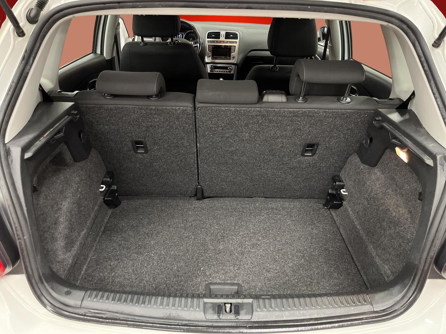 VOLKSWAGEN Polo 2017