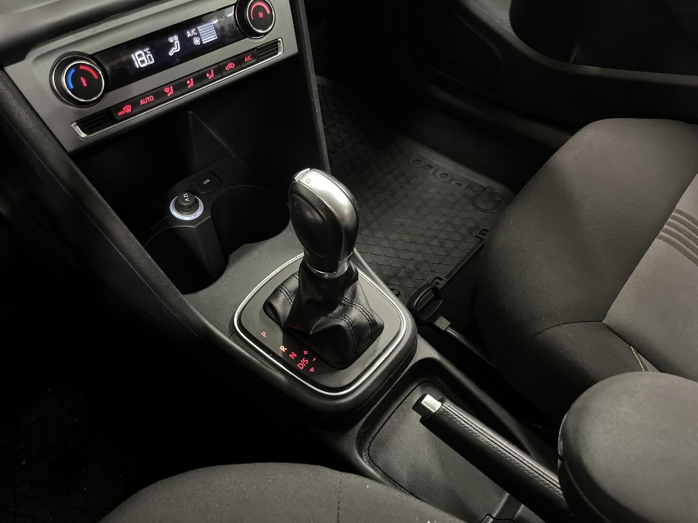 VOLKSWAGEN Polo 2017