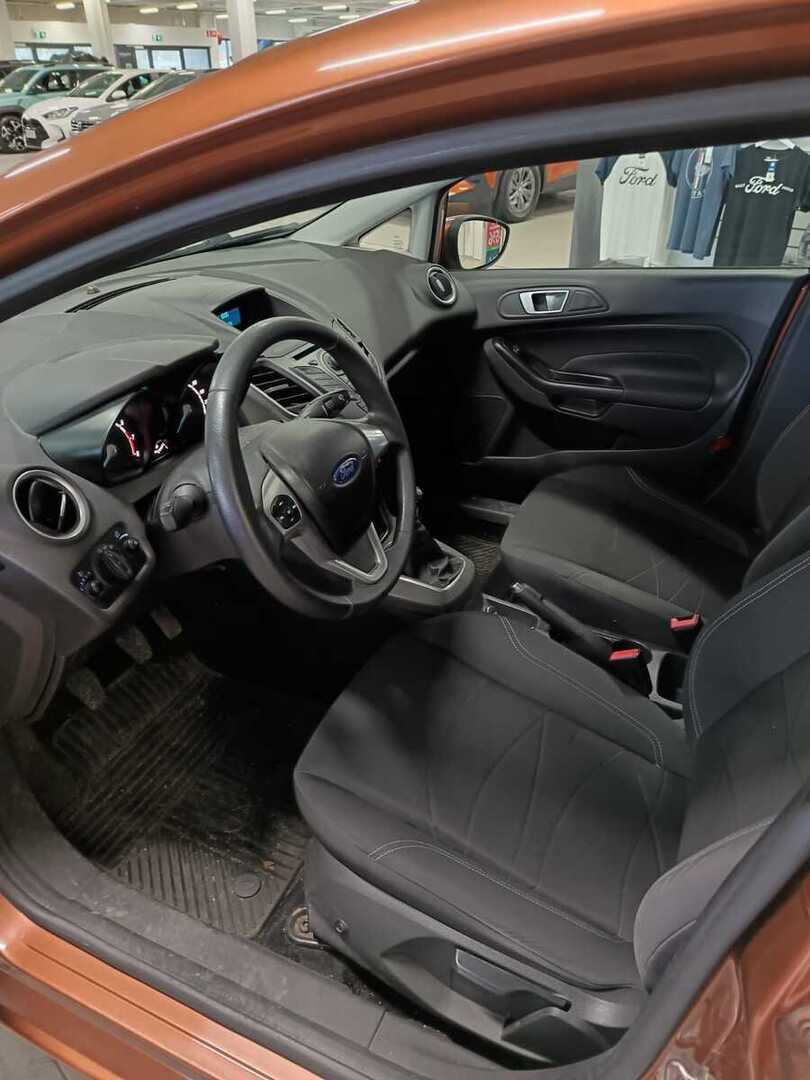 FORD Fiesta 2013